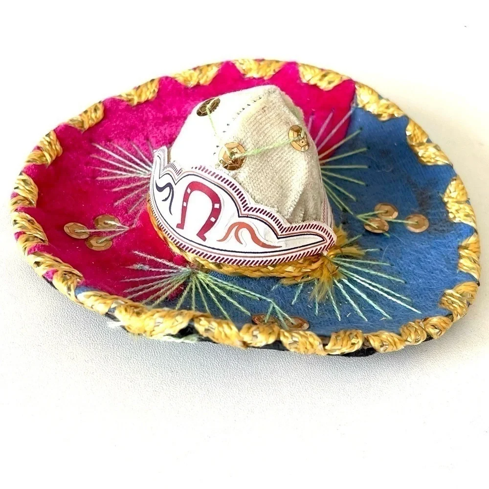 VINTAGE! Miniature Mexican Sombrero!